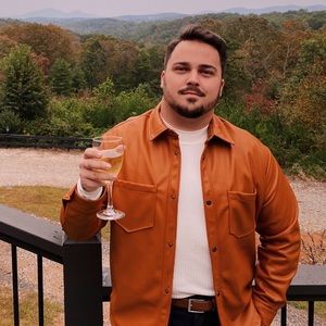 Meet your Posher, Beau